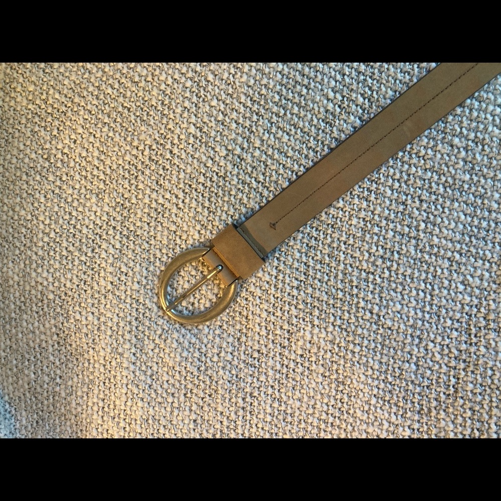 Tan YSL belt